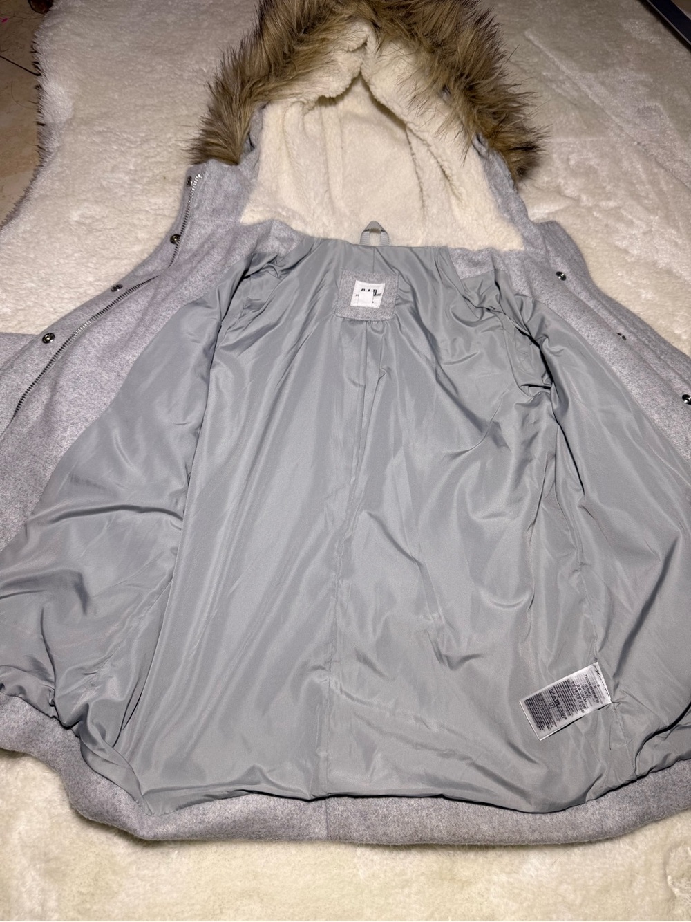 Gap Kids Wool Blend Winter Coat-Faux Hood Gray zipper snap button size S (6-7) - Picture 4 of 10